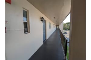 Building 15, 8020 Fairview Dr APT 301, Tamarac, FL 33321, - MLS#A12024100