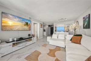 90 Alton Rd APT 1405, Miami Beach, FL 33139, - MLS#A12024114