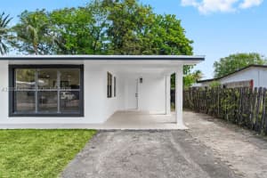 4830 NW 13th St, Lauderhill, FL 33313, - MLS#A12024246