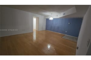 5900 Collins Ave APT 404, Miami Beach, FL 33140, - MLS#A12024268