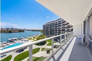 King Cole Condominium, 900 Bay Dr APT 606, Miami Beach, FL 33141, - MLS#A12024304