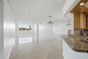2521 NW 104th Ave APT 302, Sunrise, FL 33322, - MLS#A12024365