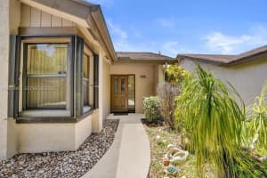 2266 Seagrape Cir, Coconut Creek, FL 33066, - MLS#A12024468