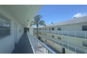 12890 NE 8th Ave APT 302, North Miami, FL 33161, - MLS#A12024534