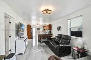 2220 Hope St, Hollywood, FL 33020, - MLS#A12024565