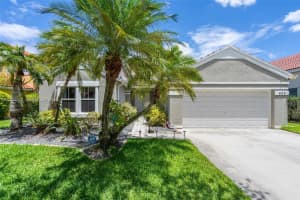 632 Carrington Ln, Weston, FL 33326, - MLS#A12024749