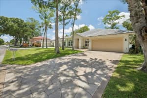 6508 NW 54th Ct, Lauderhill, FL 33319, - MLS#A12024818