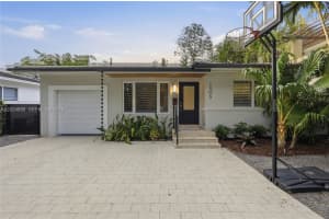 1505 Robbia Ave, Coral Gables, FL 33146, - MLS#A12024889