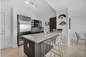 950 Brickell Bay Dr APT 4204, Miami, FL 33131, - MLS#A12024892