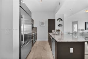 950 Brickell Bay Dr APT 4204, Miami, FL 33131, - MLS#A12024892