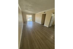 525 W 69th St APT 101, Hialeah, FL 33014, - MLS#A12024893
