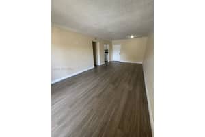 525 W 69th St APT 101, Hialeah, FL 33014, - MLS#A12024893