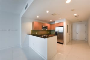Avenue on Brickell, 1060 Brickell Ave APT 1715, Miami, FL 33131, - MLS#A12024956