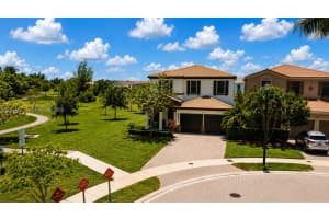 19220 NE 9th Pl, Miami, FL 33179, - MLS#A12025027