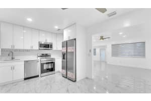 3375 SW 1st St, Miami, FL 33135, - MLS#A12025109