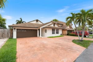19080 NW 77th Ct, Hialeah, FL 33015, - MLS#A12025124