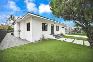 112 Nw 53rd St, Miami 112 Nw 53rd St, Miami
