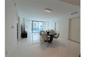 200 Biscayne Boulevard Way, Miami, FL 33131 - MLS#A12025221