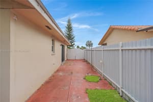 1201 SW 142nd Ave, Miami, FL 33184, - MLS#A12025236