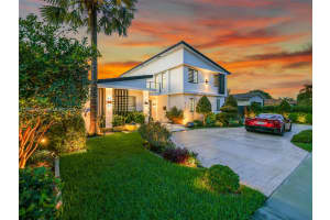 8761 SW 56th St, Miami, FL 33165, - MLS#A12025242