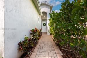 4123 Sapphire Bend, Weston, FL 33331, - MLS#A12025245