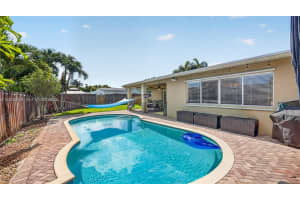 10651 NW 19th Pl, Pembroke Pines, FL 33026, - MLS#A12025248