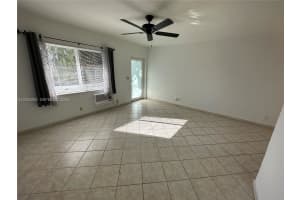 455 Golden Isles Dr APT 204, Hallandale Beach, FL 33009, - MLS#A12025282