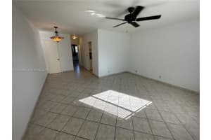 455 Golden Isles Dr APT 204, Hallandale Beach, FL 33009, - MLS#A12025282