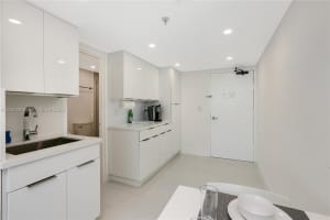5445 Collins Ave 1203 Miami Beach, FL 33140 - Off Market