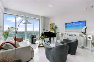 950 Brickell Bay Dr APT 5210, Miami, FL 33131, - MLS#A12025330