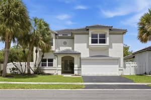 2 Gables Blvd, Weston, FL 33326, - MLS#A12025332