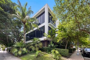 1525 Bay Rd, Miami Beach, FL 33139, - MLS#A12025352