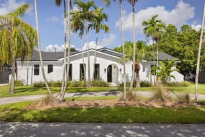 14700 Sailfish Dr, Coral Gables, FL 33158, - MLS#A12025439
