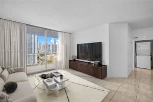 275 18th Street, Miami, FL 33132 - MLS#A12025499