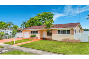 2501 NE 209th Terrace, Miami, FL 33180, - MLS#A12025571