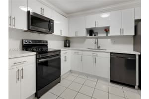 9735 NW 52nd St APT 209, Doral, FL 33178, - MLS#A12025676