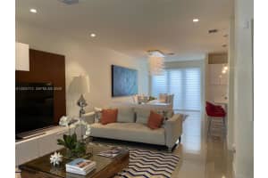 6471 Nw 103rd Psge, Doral 6471 Nw 103rd Psge, Doral