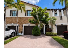 3054 NW 103rd Path, Doral, FL 33172, - MLS#A12025715