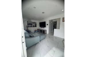 8430 NW 8th St APT B11, Miami, FL 33126, - MLS#A12026073