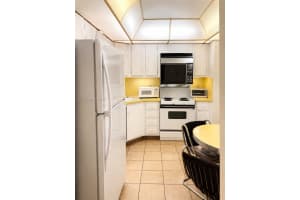 1865 S Ocean Dr APT 2G, Hallandale Beach, FL 33009, - MLS#A12026123