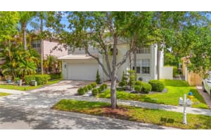 17027 NW 19th St, Pembroke Pines, FL 33028, - MLS#A12026127