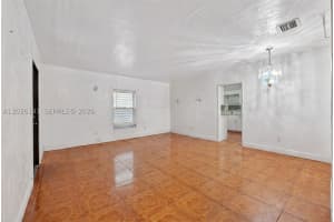 1279 NW 41st St, Miami, FL 33142, - MLS#A12026191