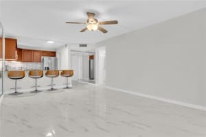 9355 SW 8th St APT 425, Boca Raton, FL 33428, - MLS#A12026246