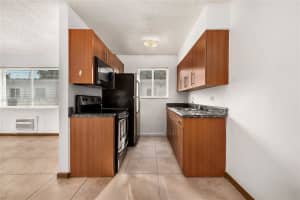 932 Moffett St APT 6, Hallandale Beach, FL 33009, - MLS#A12026265