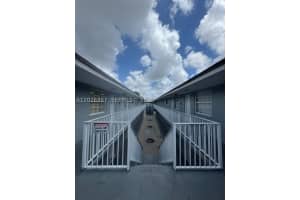 199 W 29th St APT 12, Hialeah, FL 33012, - MLS#A12026367