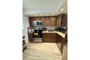 5985 Del Lago Cir APT 215, Sunrise, FL 33313, - MLS#A12026497