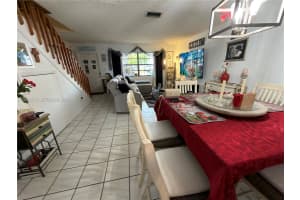 10428 NW 3rd St, Pembroke Pines, FL 33026, - MLS#A12026511