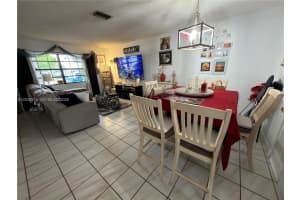 10428 NW 3rd St, Pembroke Pines, FL 33026, - MLS#A12026511