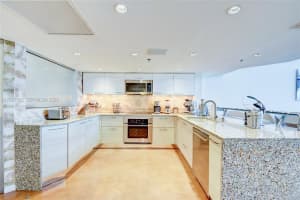 5445 Collins Ave APT P2, Miami Beach, FL 33140, - MLS#A12026552