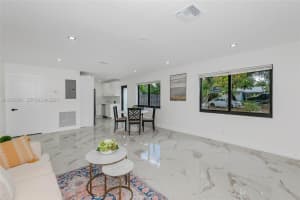 537 S 29th Ct, Hollywood, FL 33020, - MLS#A12026591